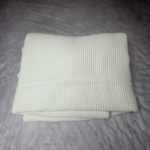 Vintage/Discontinued Matouk King Coverlet 86×89 Actual Off White Waffle Weave